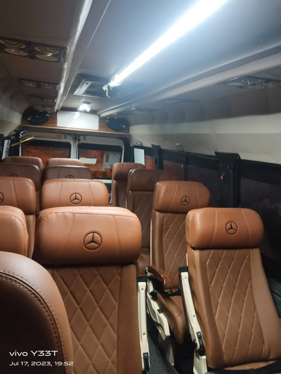 Tempo Traveller 17+1 Seater