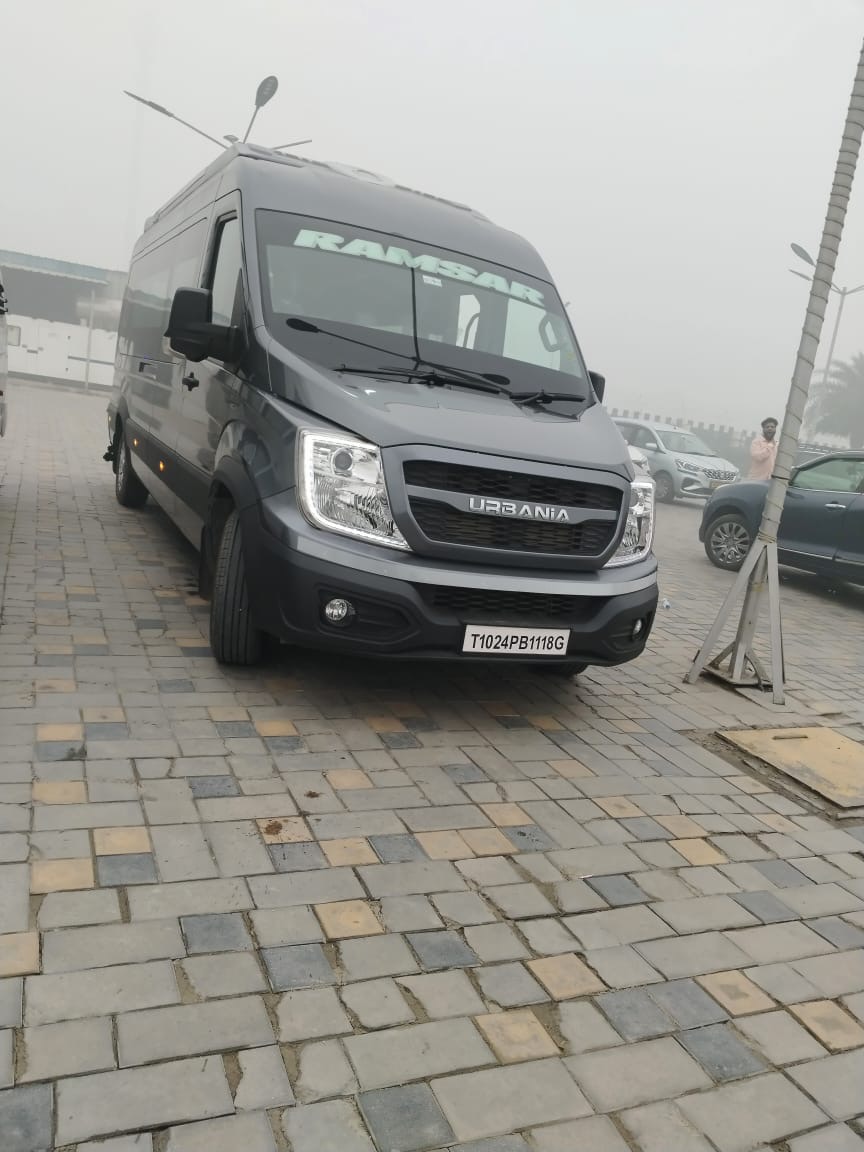 Urbania Traveller 17 Seater