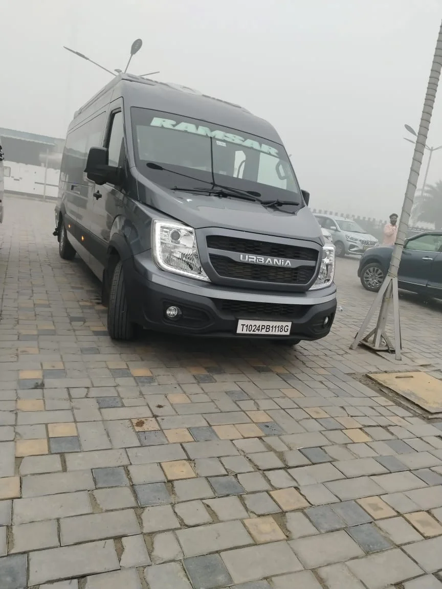 Urbania Traveller 17 Seater